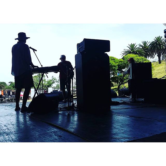 MANDRAKE & LOS TERAPEUTAS probando sonido para su show hoy a las 18hrs en AQUEL ABRAZO